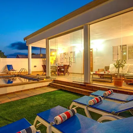 Maria Del Risco By Buenavilla Puerto del Carmen (Lanzarote)