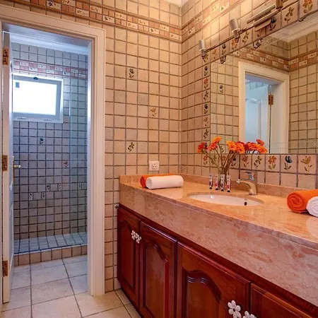 Maria Del Risco By Buenavilla Puerto del Carmen (Lanzarote)