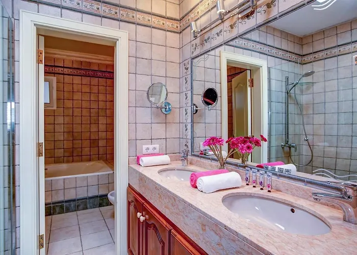 别墅 Maria Del Risco By Buenavilla