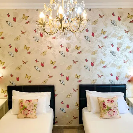 Maria Del Risco By Buenavilla *